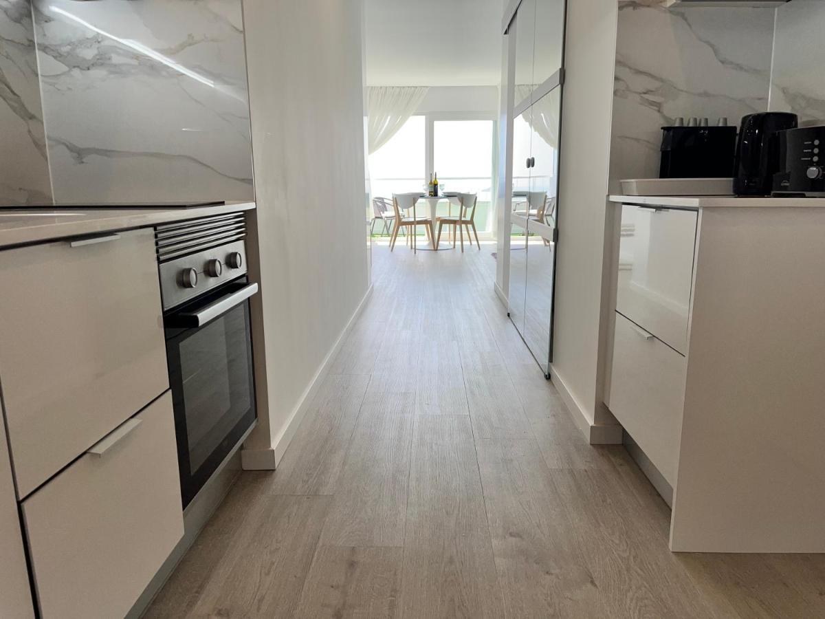 Axenic Retreat - Panoramic Ocean View, Sleeps 4, Ensuite Bathroom, New Redesign Sesimbra Exteriér fotografie