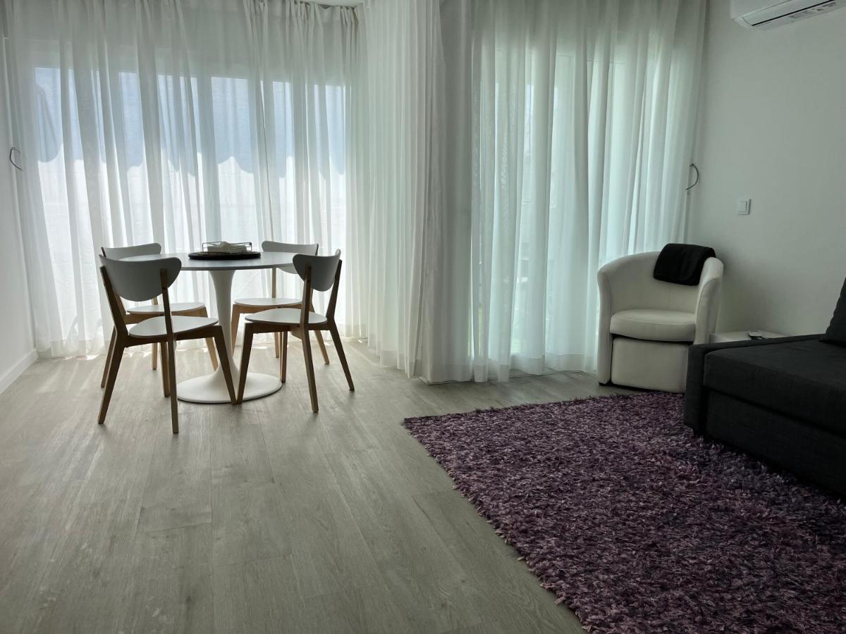 Axenic Retreat - Panoramic Ocean View, Sleeps 4, Ensuite Bathroom, New Redesign Sesimbra Exteriér fotografie